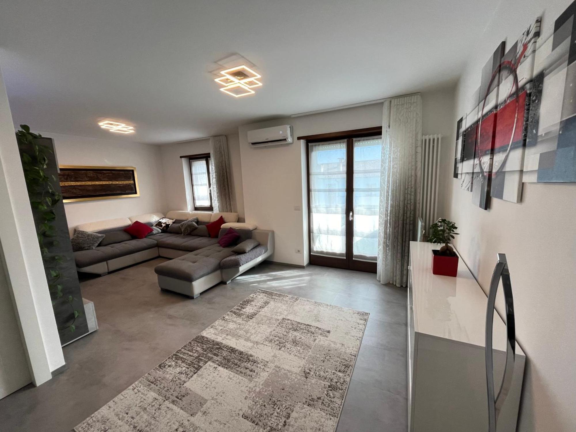 B&B Alessandro Private Room & Bathroom In Shared Apartment Arco Exteriér fotografie